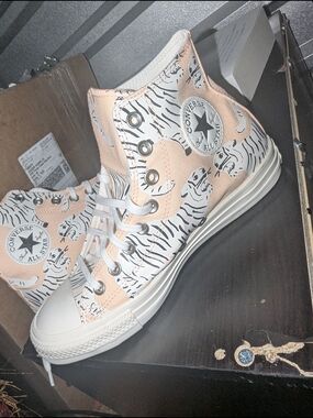 Converse CHUCK TAYLOR Peach and White Tiger Print High Top Sneakers